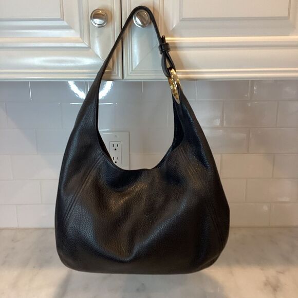Michael Kors Fulton Pebbled Leather Slouchy Shoulder Bag EUC - Picture 1 of 15